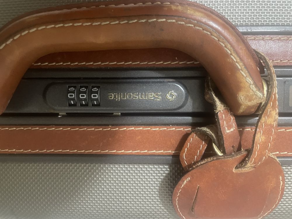 Mala de viagem Samsonite - porao