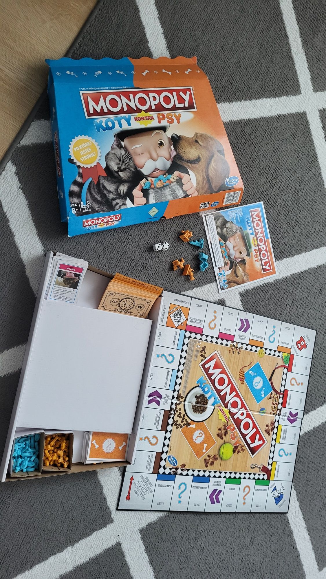 Gra planszowa Hasbro Monopoly Koty Kontra Psy
1
2
3
Gra planszowa Hasb