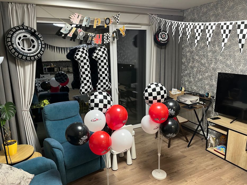 Dekoracje urodzinowe "Formula/wyścigi", 11 lat