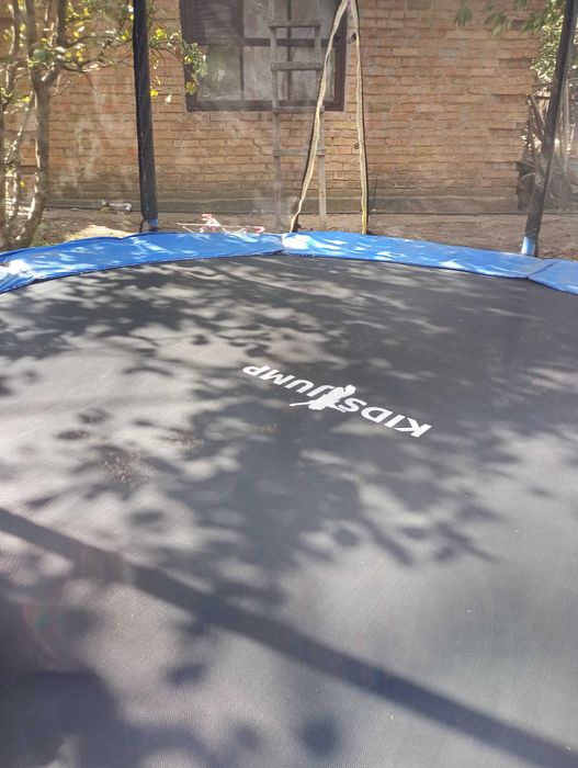 Продам великий батут