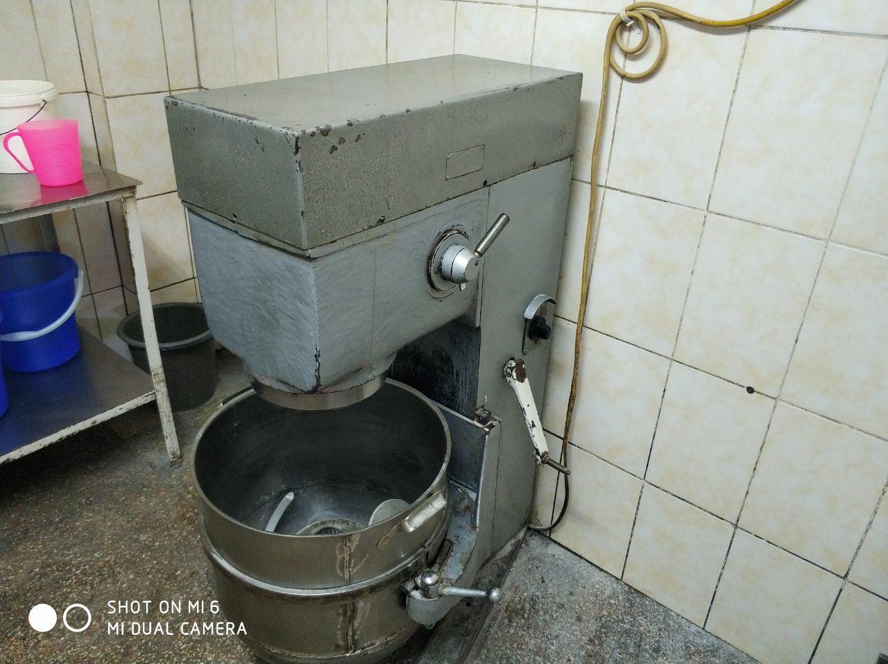 Продам кремовзбивалку "венгерка".