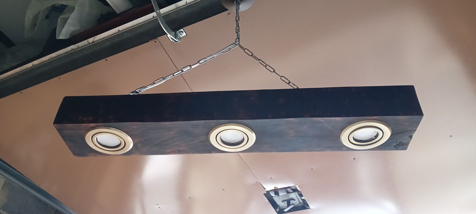 Lampa wiszaca rustykalna