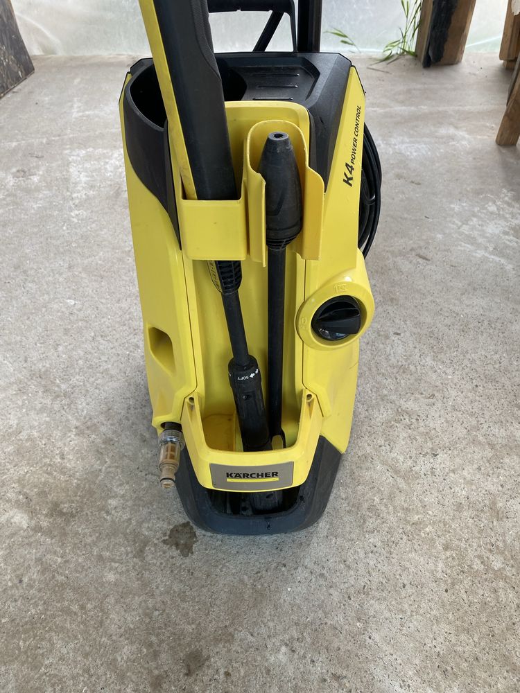 Мийка високого тиску Karcher K 4 Power Control