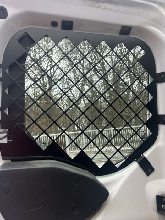 Tylna osłona ochronna szyby do drzwi Ford Transit Custom