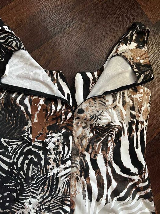 Сукня тренд тваринний принт нова розмір 40