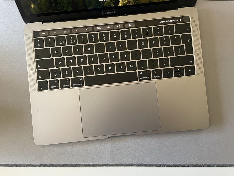 MacBook Pro 13” – i5 Quad Core, 8GB RAM