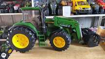 Bruder traktor John Deere