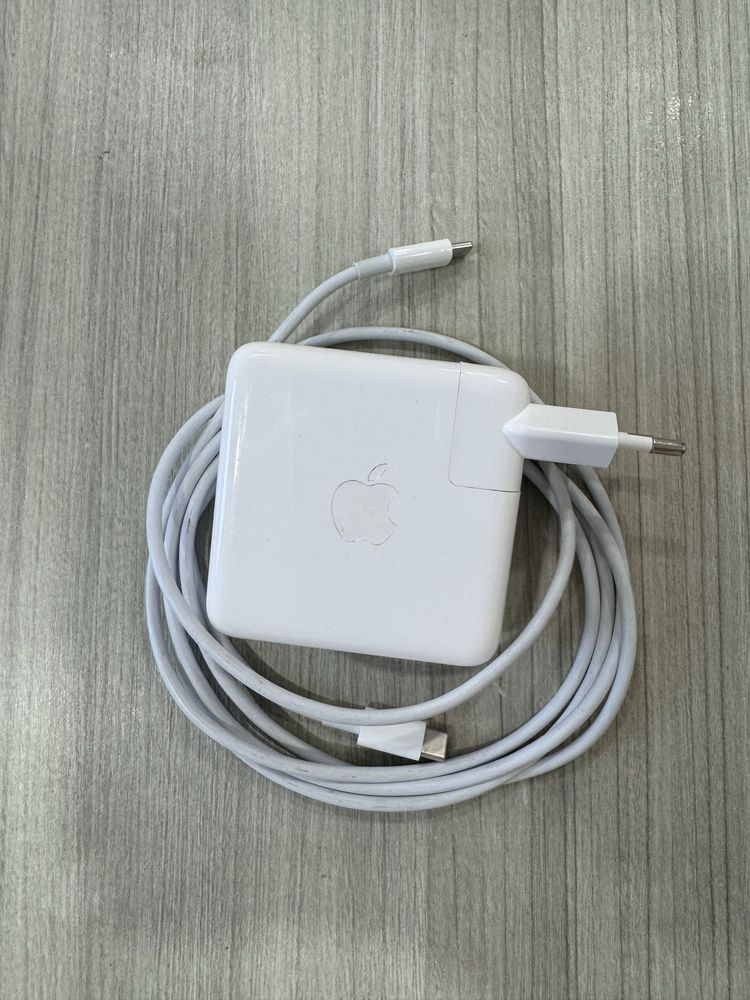 MacBook Pro M1 13 Pol Toutch bar