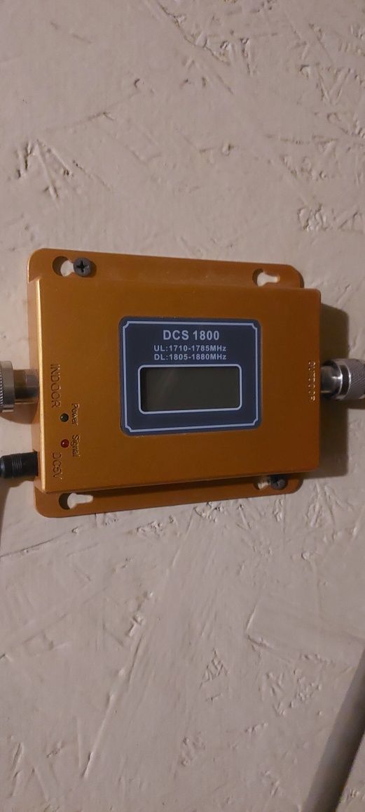 GSM репитер усилитель связи 1800Mhz DCS