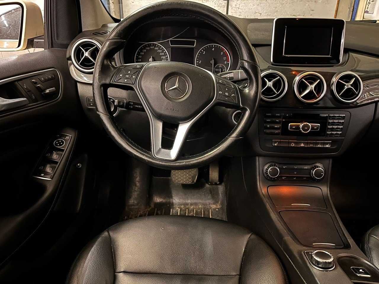 СРОЧНО! Продам Mercedes B 180 2014 року від власника