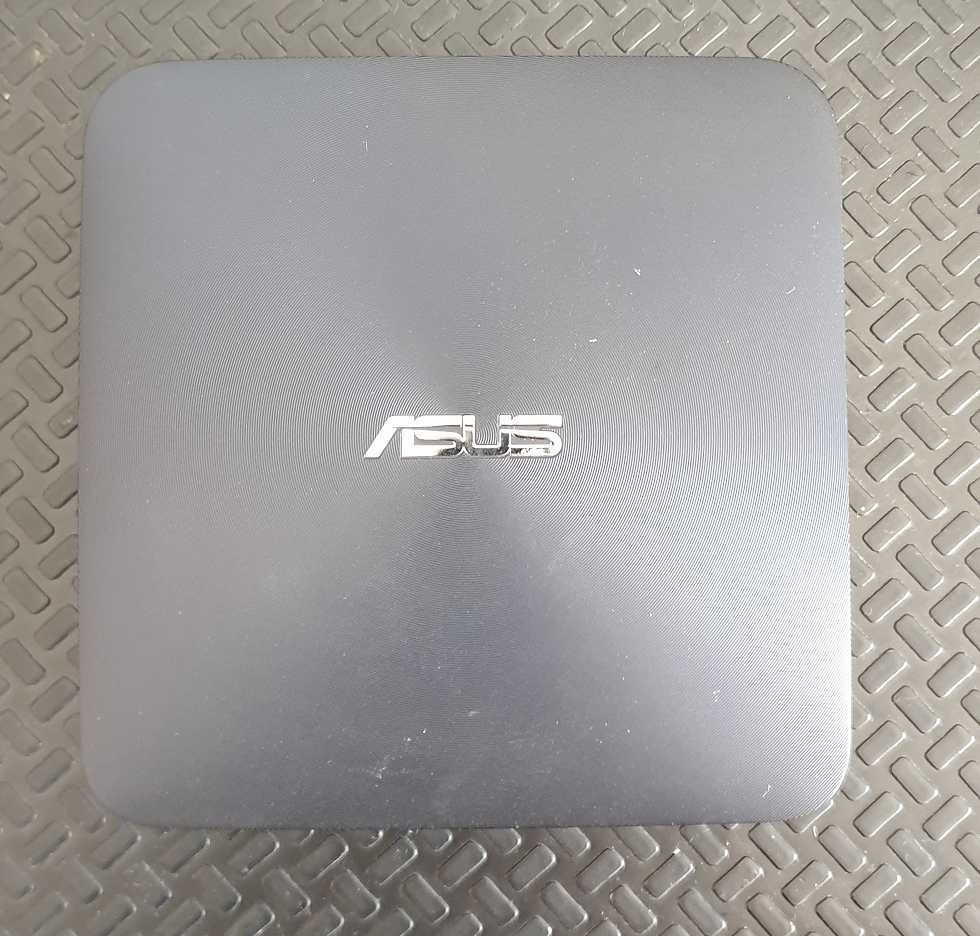 Mini PC Asus VivoMini UN65U / I5, 8Gb, 250Gb SSD