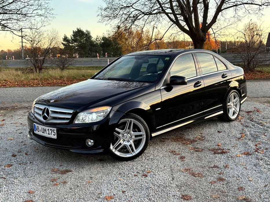 Mercedes-Benz Klasa C 200 Kompressor AMG Pakiet Avantgarde Led Bogata Wersja Pełen Serwis