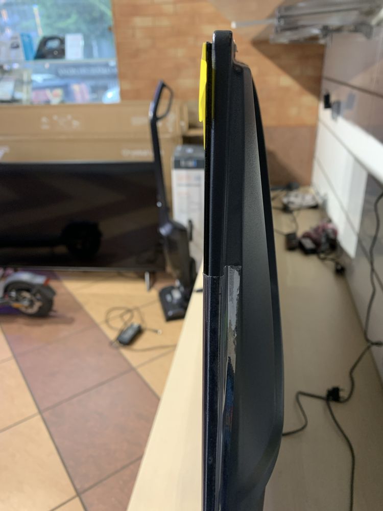 Telwizor Hisense Nowy. 55E7NQ HISENSE