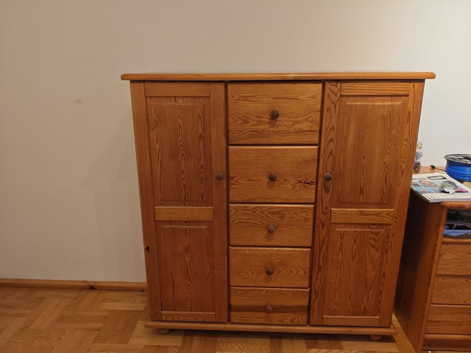 Komoda sosnowa, bieliźniarka