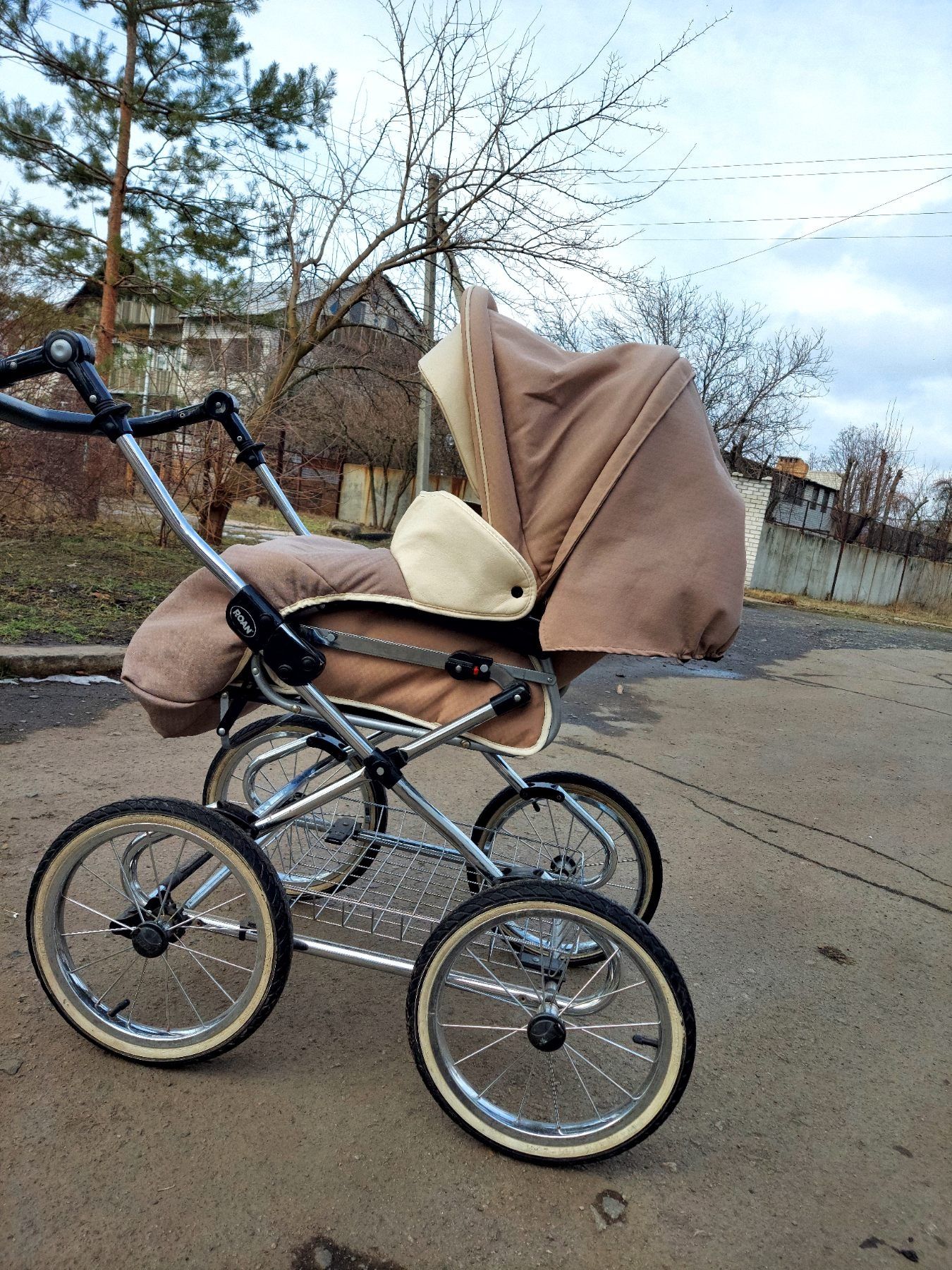 Продам коляску, люлька и прогулочная, автолюлька в подарок