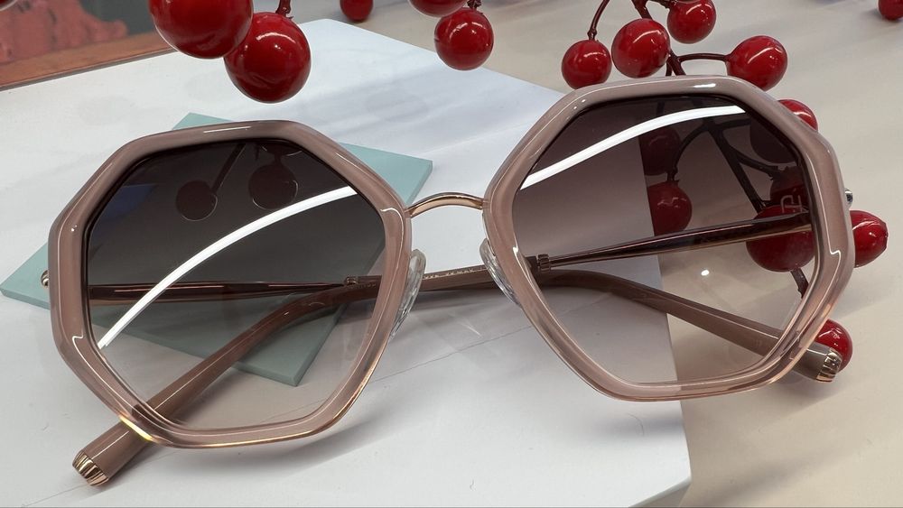 Óculos de sol Ana Hickmann