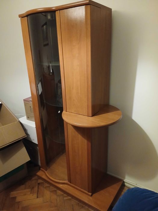 Móvel cristaleira de sala