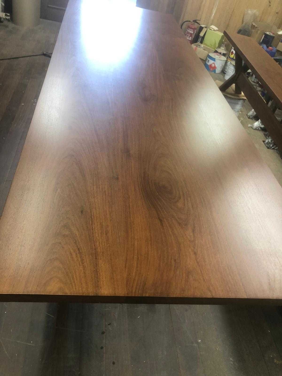 MESA em madeira maciça de IPÊ