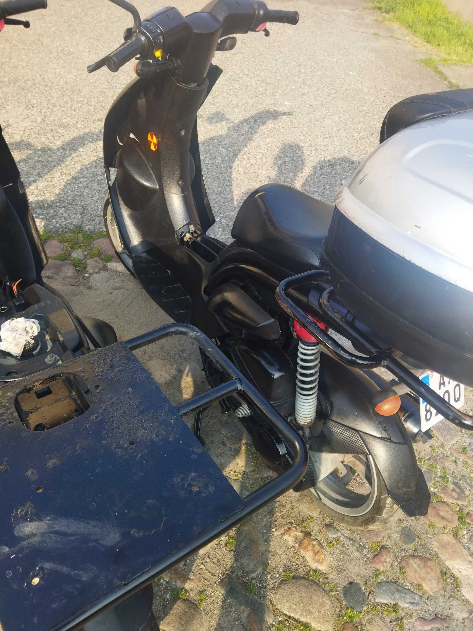 Cześći Peugeot Ludix 2Ti 50cm owiewki koła elektryka śilnik lolicznik