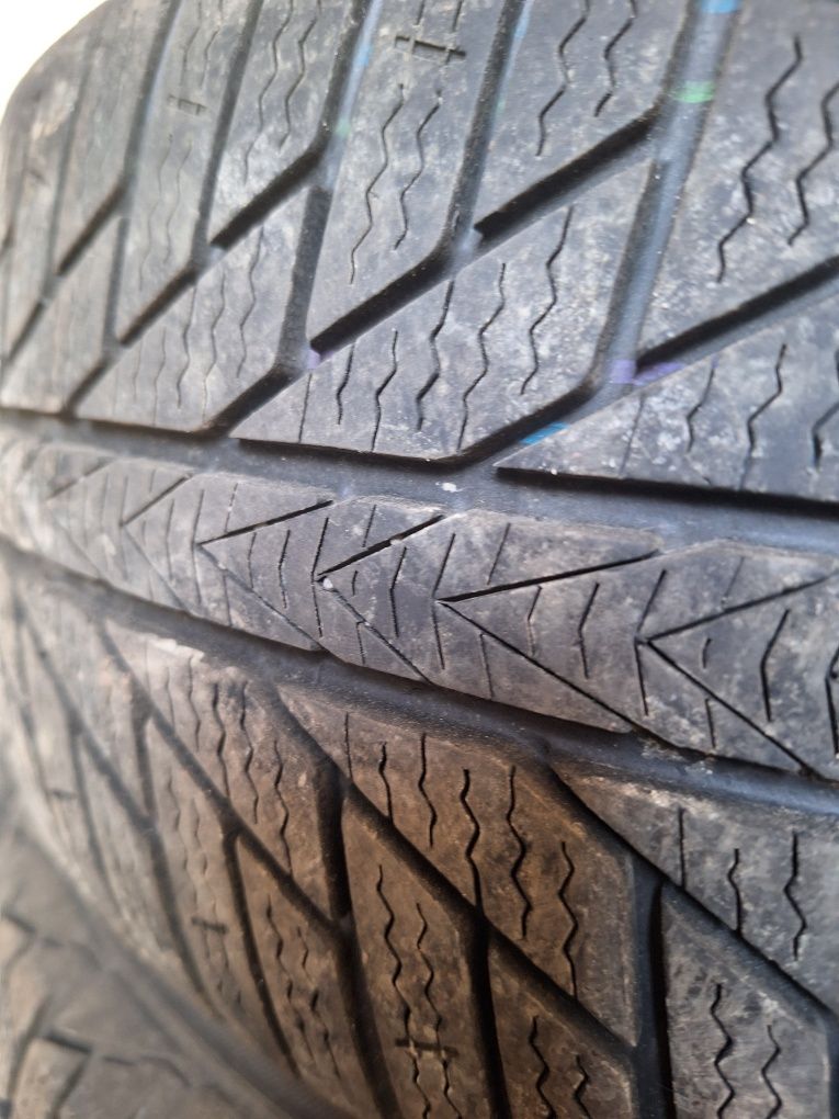 Opony zimowe VIKING TECH II 205/60 R16 H XL ma stalowych felgach