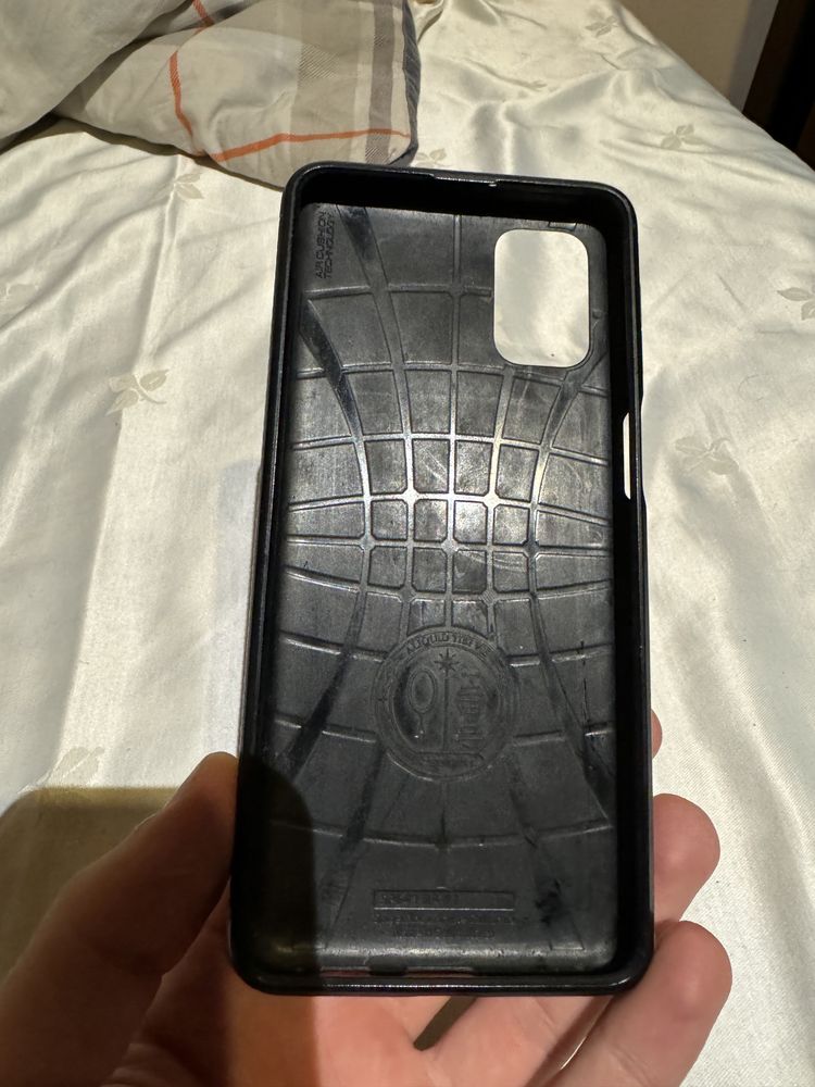 Etui spigen armor m31s