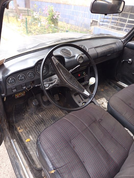 Ваз 2106  троечный двигатель в добавок