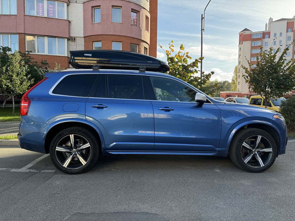 Б/у як новий Thule Motion XL бокс багажник як XT 3 L