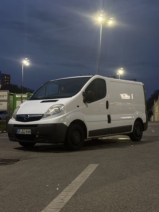 Opel Vivaro Super Stan!