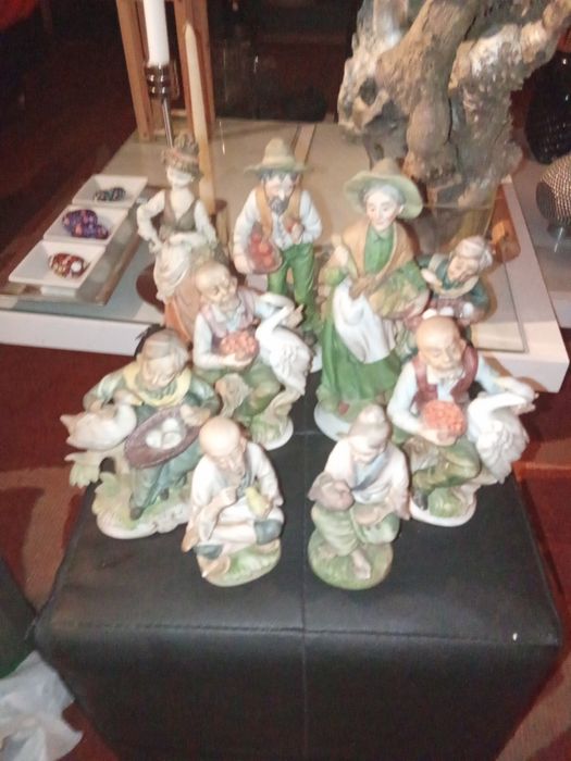 Bonecos em excelente estado