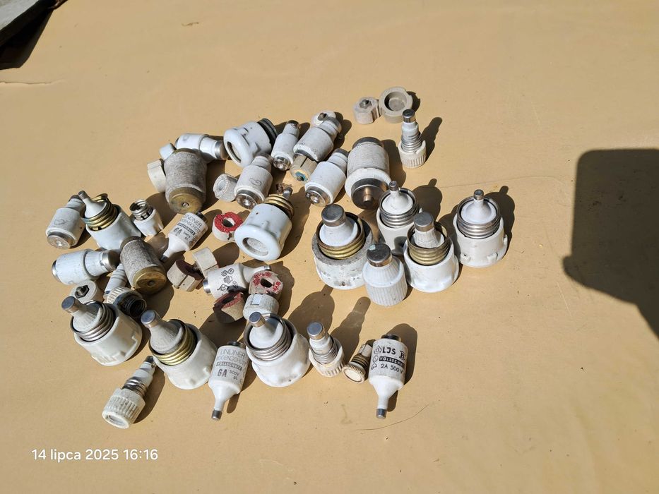 Bezpieczniki ceramiczne nowe