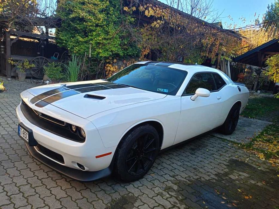 Dodge Challenger 3.6 AWD rok 2018
