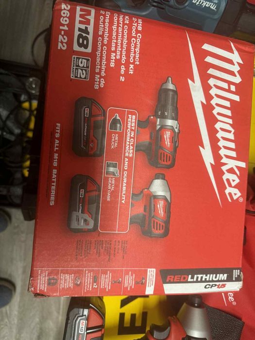 Nowy zestaw Milwaukee Wkrętarka+ zakrętarka USA + 2 baterie 1,5ah