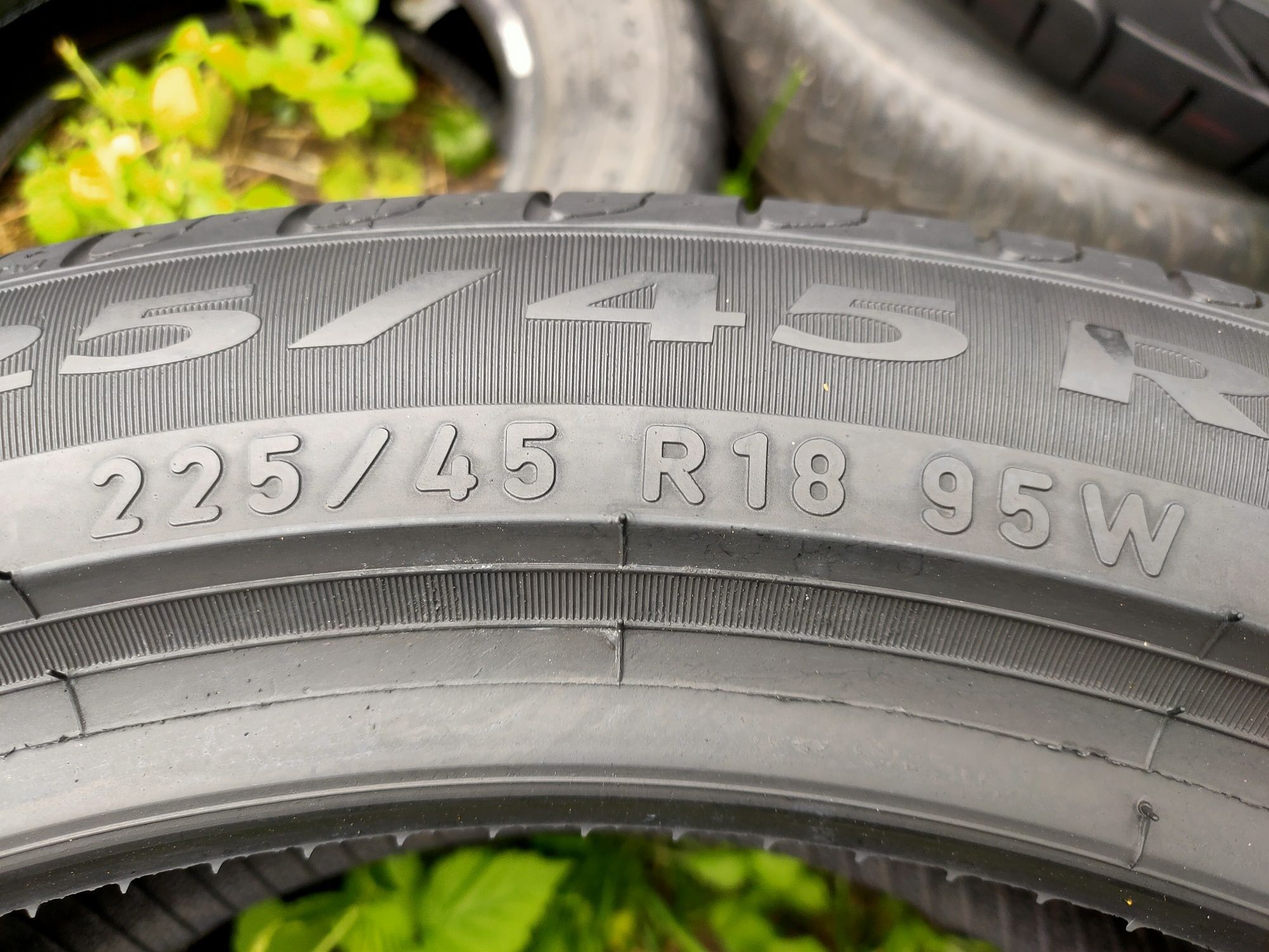 A04 1x225/45R18 95W Pirelli Cinturato P7 2022r 7mm