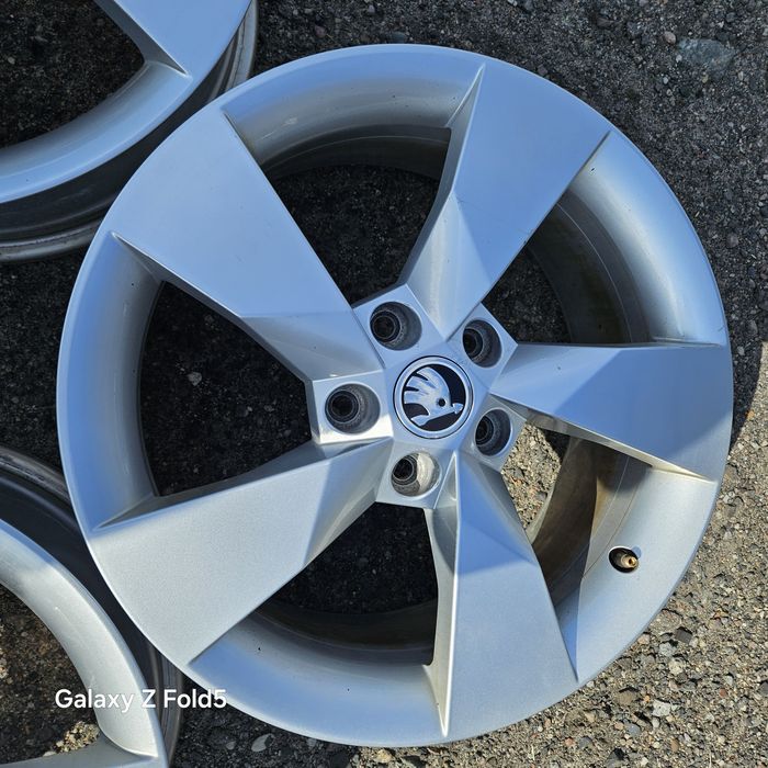 Alufelgi 17 Skoda Octavia Yeti Superb Karoq Kodjaq 5x112 ET45