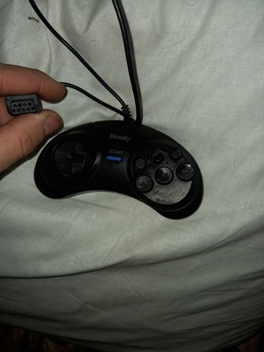 Продам джойстик 16 бит