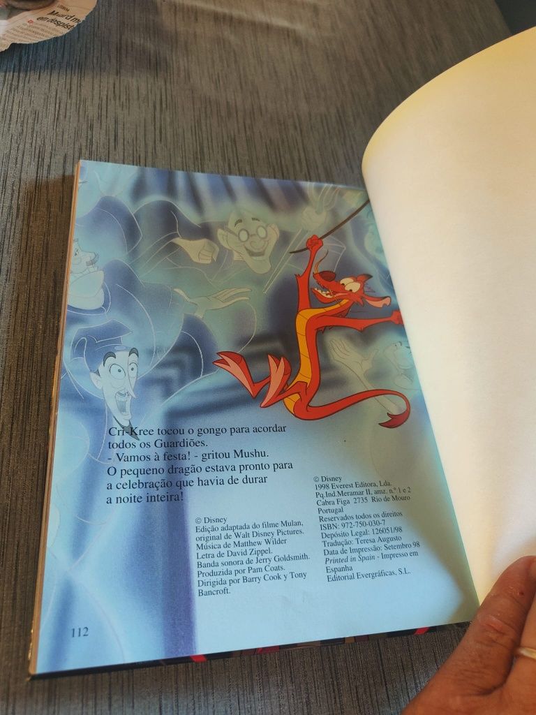 Livro Disney - Mulan