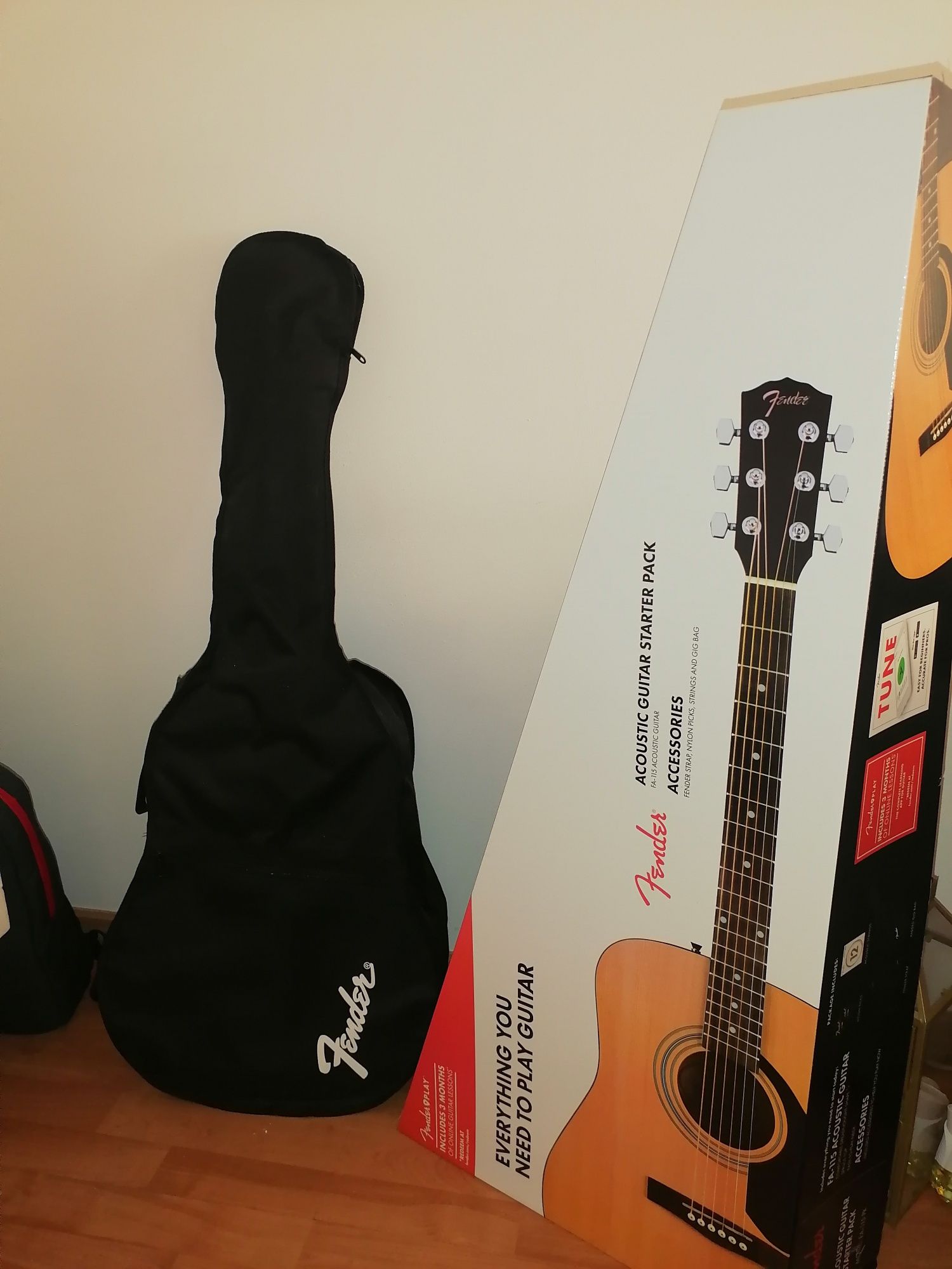 Guitarra Fender FA-115 II Dreadnought