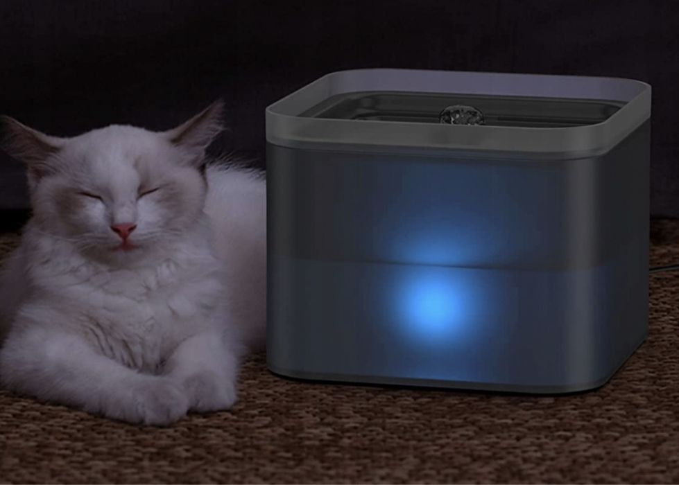 Poidło fontanna dla kota psa NICREW 2L