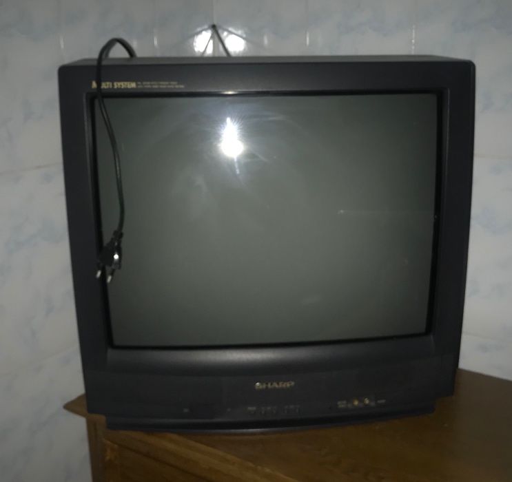 Телевизор б/у Sharp CV-21, диагональ 21 дюйм