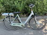 Ładny rower elektryczny BATAVUS WAYZ 36V 10 AH Nexus 7 /A