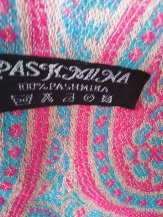 Piękna ciepła chusta silk jedwab