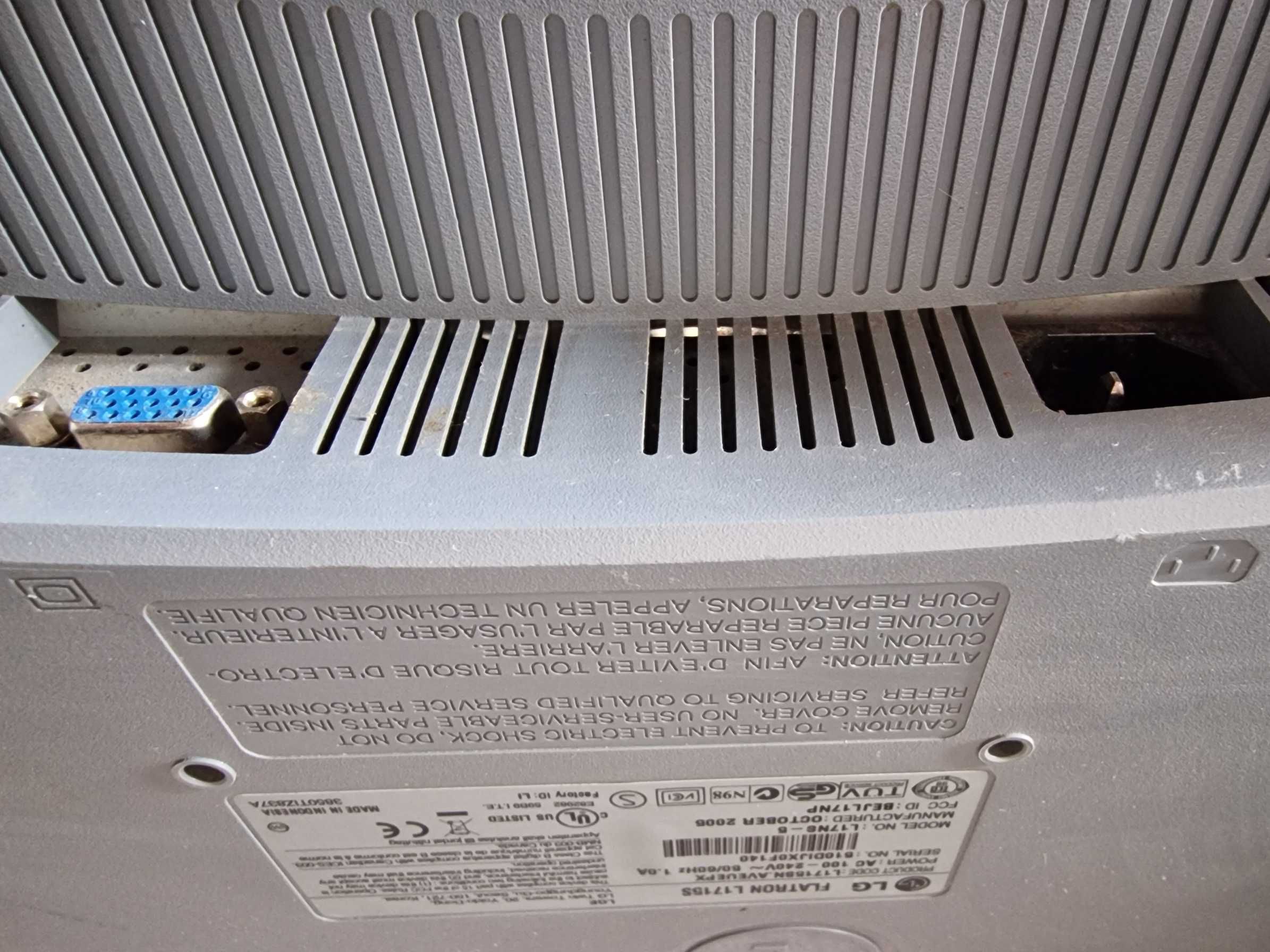 LG Flatron L1715S