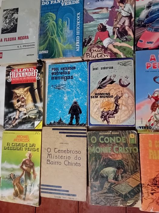 Conjunto de 14 Livros de Bolso/Outros Diversos