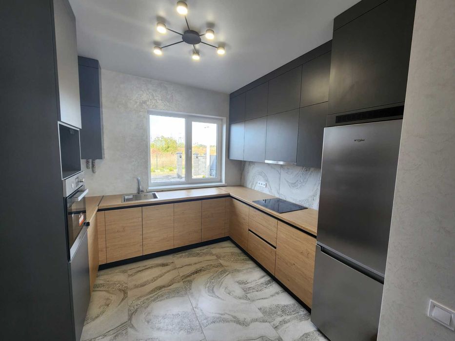 Оренда комфортного таунхаусу в місті