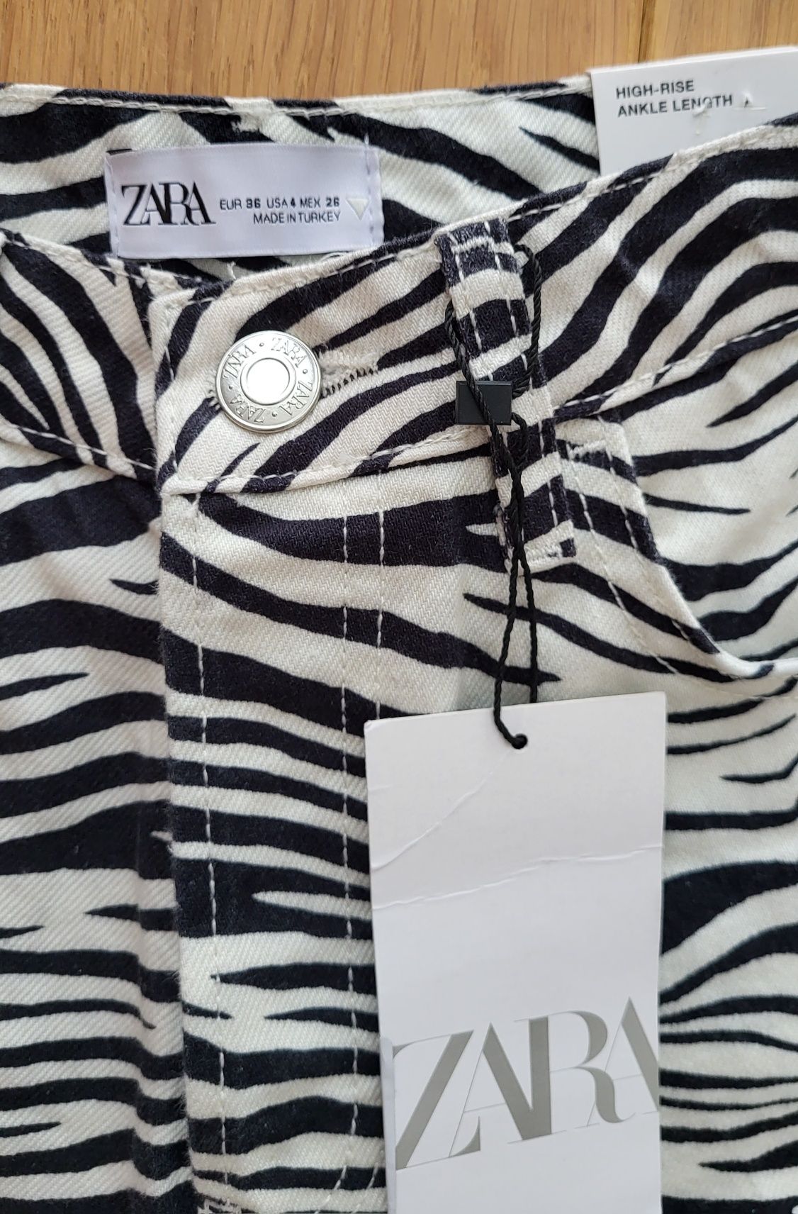 Zara spodnie jeansy zebra 36