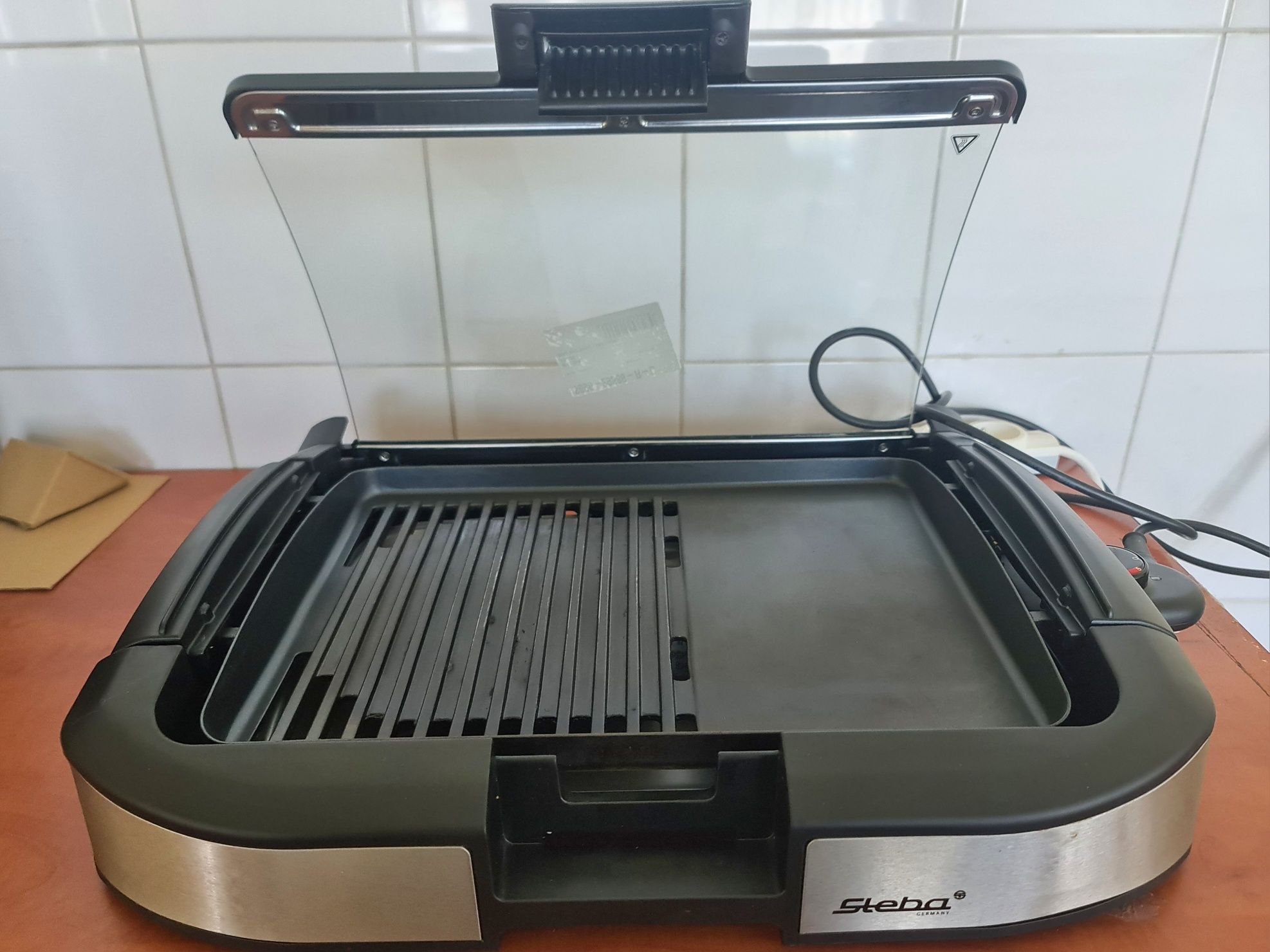 VG 200 STEBA Grill stołowy 2200 W