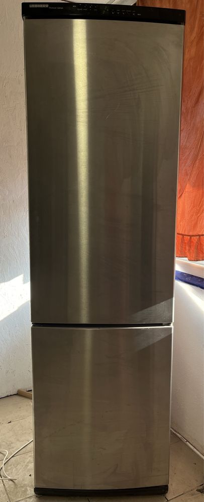 Холодильник из Нермании siemens liebher в наявності з гарантіею