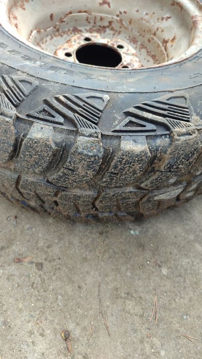 Колеса з дисками 31/10.5r15