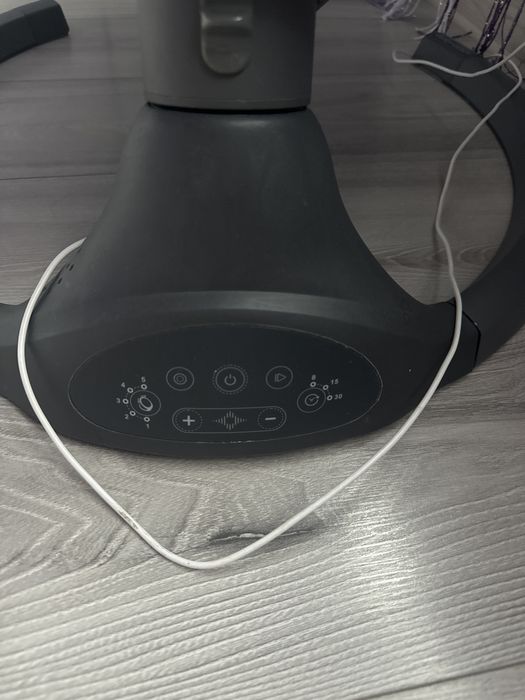 Заколисуючий  центр дитячий кокон гойдалка шезлонг дитячий