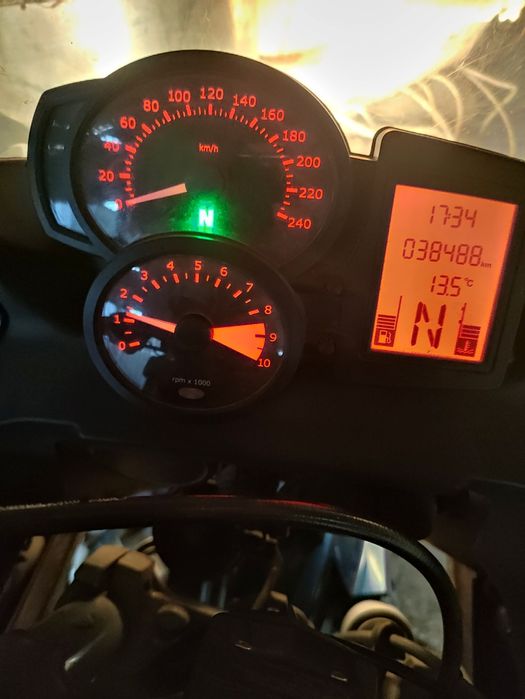 Продам BMW F800ST